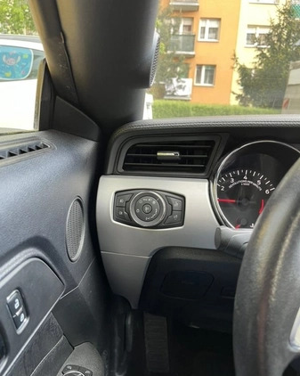 Ford Mustang cena 129000 przebieg: 37500, rok produkcji 2017 z Wrocław małe 154